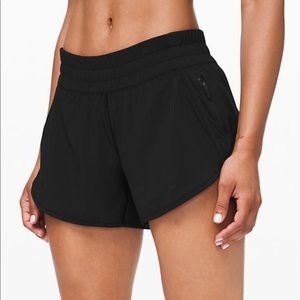 Lululemon black speed shorts size 4